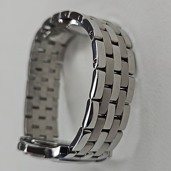 Authentic Gucci Watch 5500M Dial Quartz  Silver White Link Date Watch - Picture 4 of 15